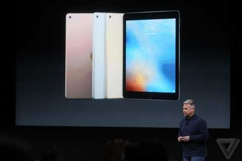 iPad Pro 9,7 inch: Cứu tinh của 'dòng họ' iPad