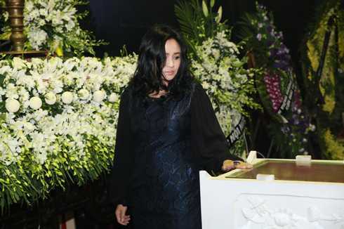 Thanh Lam, Quốc Trung nghẹn ngào vĩnh biệt nhạc sĩ Thanh Tùng