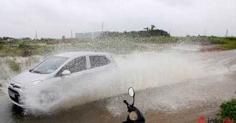 Chi 1.400 tỷ mua 'xe hút nước': Quan chức Trung tâm chống ngập trần tình