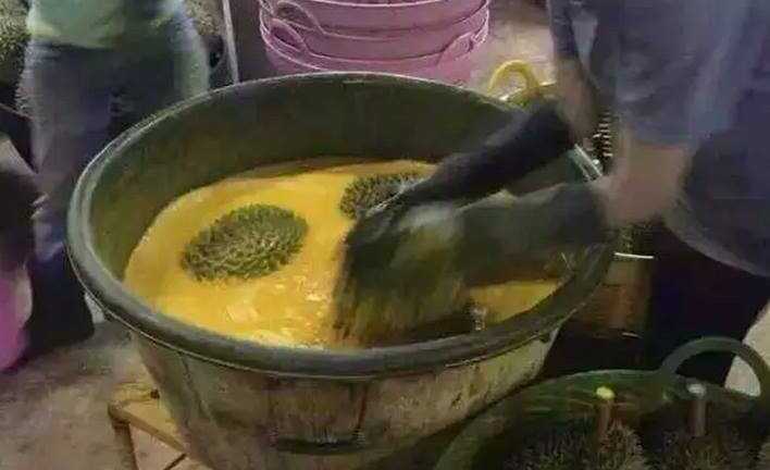 Thực phẩm đẹp nhờ nhuộm hóa chất, những thông tin rợn người