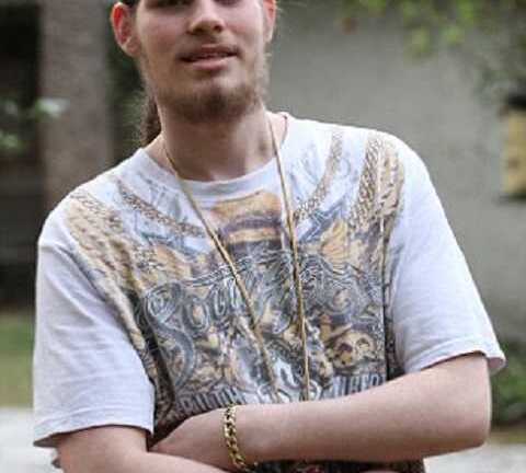 Chàng trai quả cảm chiến đấu với vi-rút Zika trong suốt 19 năm