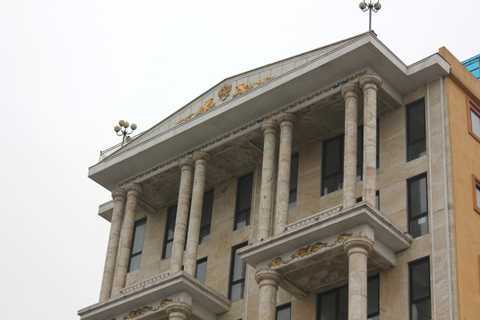 Dinh thự nguy nga của những đại gia chịu chơi nhất Hà Nội