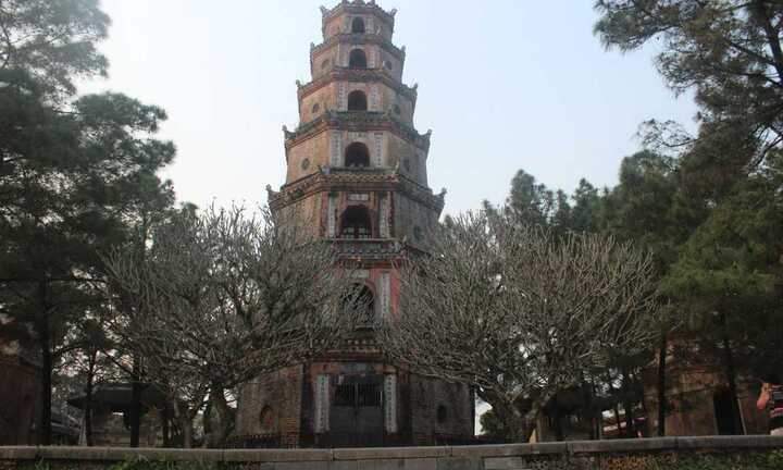 Bí ẩn lời nguyền 'oán tình duyên' ở chùa Thiên Mụ