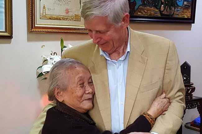 Hành trình ly kỳ của cựu binh Mỹ từng giữ Nhật ký Đặng Thùy Trâm hơn 20 năm