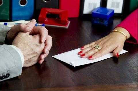 Dân chưa lo thuế xăng dầu tăng, doanh nghiệp e ngại 'phí bôi trơn' ngày càng lớn