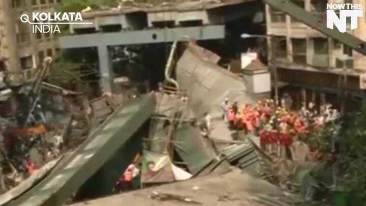 Clip: Kinh hoàng cầu sập đè chết ít nhất 14 người, hàng trăm người mắc kẹt