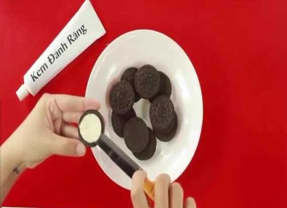 Clip: Những trò chơi khăm ‘bá đạo’ trong ngày Cá tháng tư