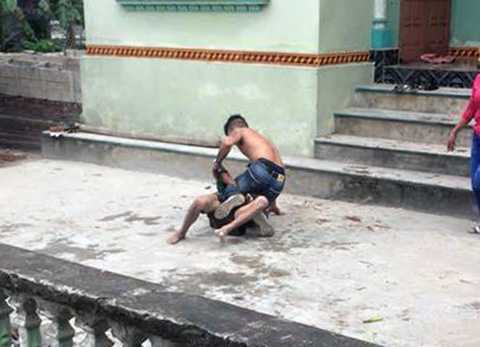 Đằng sau bức ảnh 'tố' con đánh bố dã man ở Hải Dương: Những quyết định bất ngờ