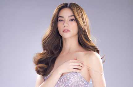 Hồ Ngọc Hà diện váy mỏng manh trong suốt, nhắn nhủ khán giả 'Đừng đi'