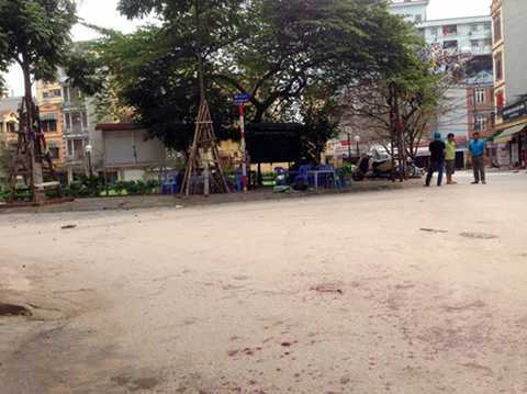 Mâu thuẫn với thanh niên uống nước, chủ quán trà đá bị đâm chết