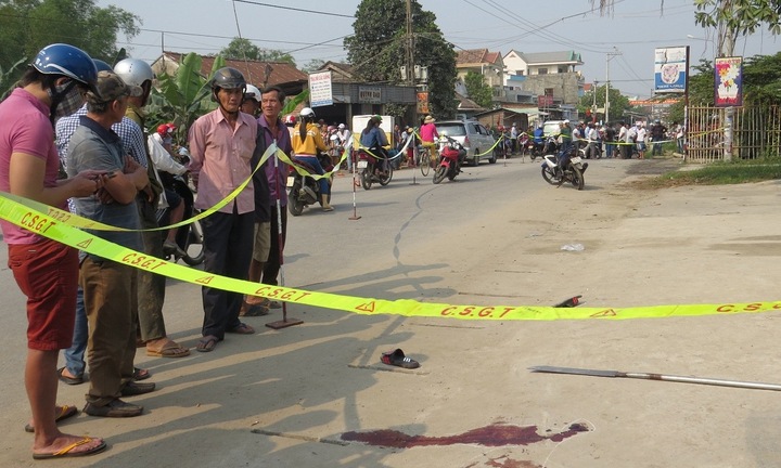 Giang hồ thanh toán nhau đẫm máu trong đêm, 3 người thương vong