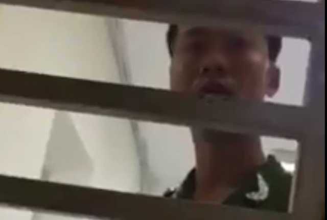 Dậy sóng clip công an phường nhổ nước bọt vào dân