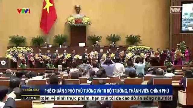 Video: 3 Phó Thủ tướng và 18 Bộ trưởng, thành viên Chính phủ ra mắt Quốc hội