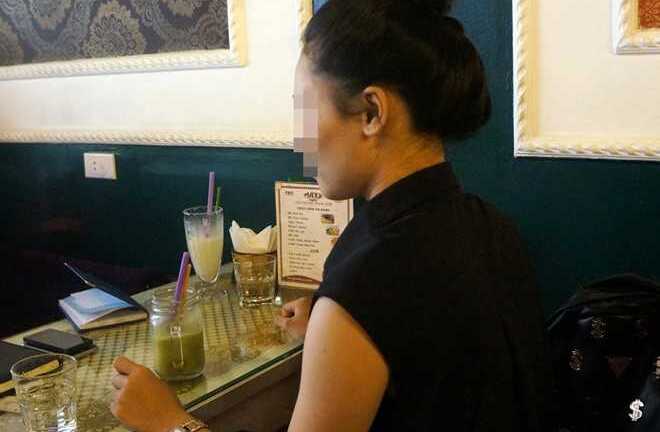 Vụ công an bị tố nhổ nước bọt vào dân: 'Tôi bị dọa trả thù nếu không xoá clip'