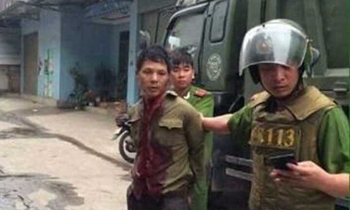 Cầm dao chém cụt tay chị gái vì không xin được tiền