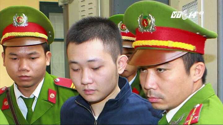 Video: Bảo vệ thẩm mỹ viện Cát Tường ra tù trước thời hạn