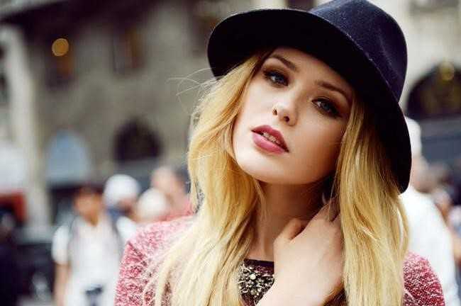 Nữ sinh 9X xinh đẹp sở hữu tài sản triệu đô nhờ mạng xã hội