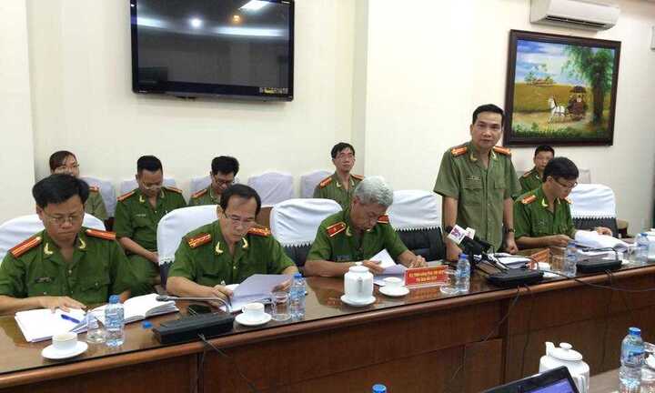 Chủ quán phở bị khởi tố hình sự do chậm đăng ký kinh doanh: Công an TP.HCM họp báo thông tin chính thức