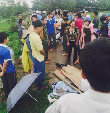 Hà Nội mưa lớn, một người đàn ông bị sét đánh chết