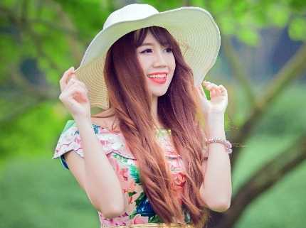 Hoa khôi Nữ sinh Việt Nam đẹp dịu dàng trong bộ ảnh mới đón hè