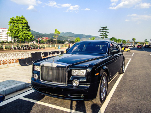 Rolls-Royce biển tứ quý 3 của mẹ chồng MC Quỳnh Chi về tay đại gia Lào Cai