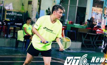 Bí mật mới bật mí: Đàm Vĩnh Hưng chơi cầu lông không thua dân chuyên nghiệp