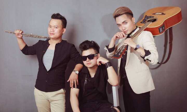 Nhóm nhạc Thiên Đường: Đơn độc tiên phong xu hướng nhóm nhạc đa năng