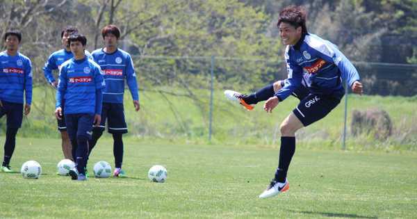 Mito thắng trận thứ 3 tại J-League 2, Công Phượng vẫn 'mất tích'