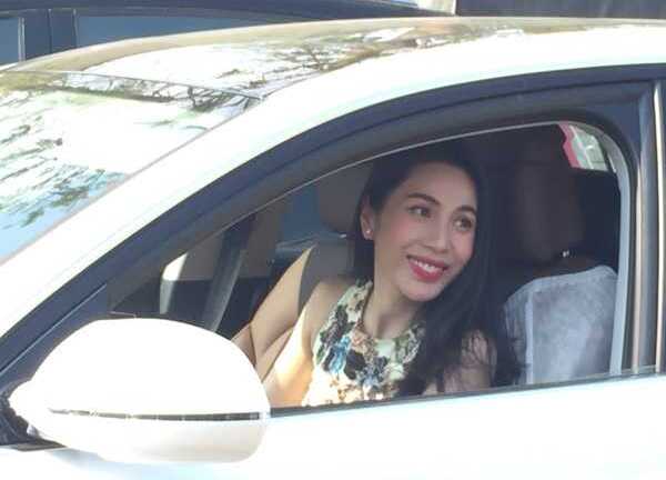 Công Vinh và những lần chiều vợ, tặng quà tiền tỷ