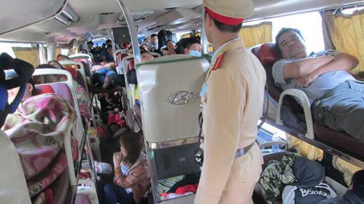 Đề nghị Bộ Công an điều tra kẻ gọi điện lăng mạ, quấy rối đường dây nóng ATGT