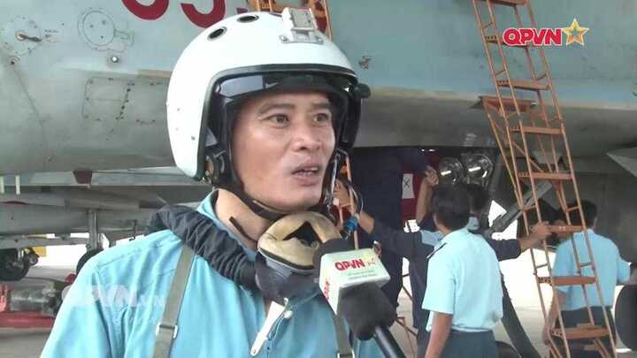 Video: Quân chủng Phòng không Không quân thực hành bắn ném mục tiêu trên biển