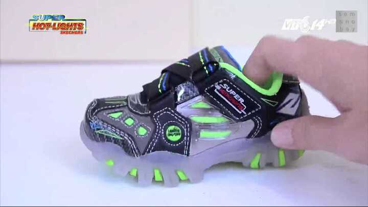 Hiểm họa khôn lường từ giày dép phát nhạc, phát sáng