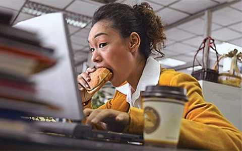 Kế hoạch ăn uống thông minh cho dân văn phòng bận rộn