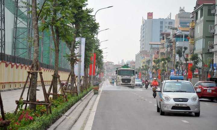 Cận cảnh con đường 'có một không hai' ở Thủ đô