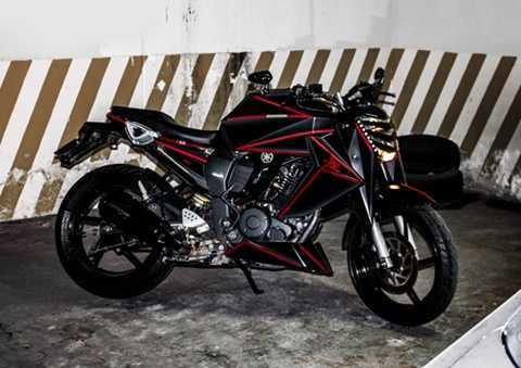 Yamaha FZ-16 độ phong cách lạ tại Sài Gòn