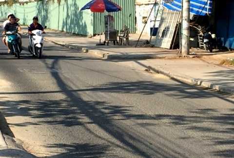 Bốn đối tượng dùng đá đập dã man, một nam thanh niên chết thảm