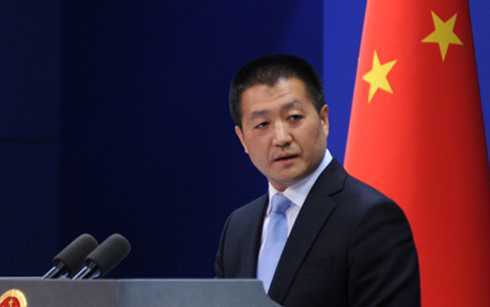 Trung Quốc tức giận vì tàu Mỹ tiến sát Đá Chữ Thập ở Biển Đông