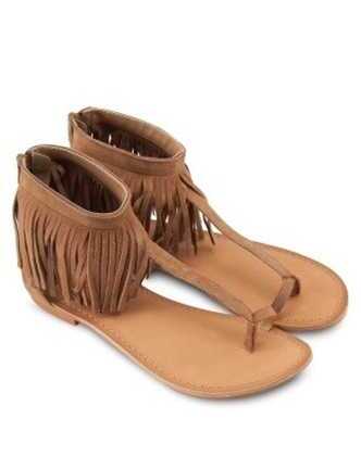 Những đôi giày mùa hè của cô nàng du mục phóng khoáng