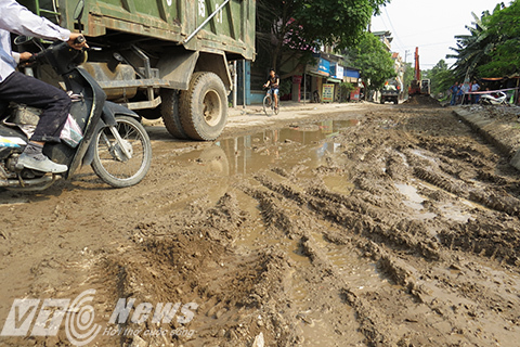 Nỗi ám ảnh trên con đường dài 300m giữa thành phố Cảng