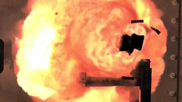 Video: Siêu hạm Zumwalt hủy diệt mục tiêu không cần tên lửa