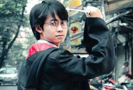 Harry Potter 'phiên bản Việt' khiến dân mạng ngỡ ngàng