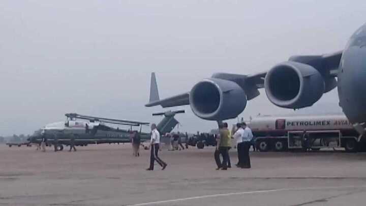 Clip: Trực thăng Marine One của Tổng thống Obama khởi động ở Nội Bài