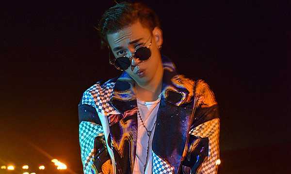 S.T (nhóm 365): 'Trước đây tôi không sống thật với chính mình'