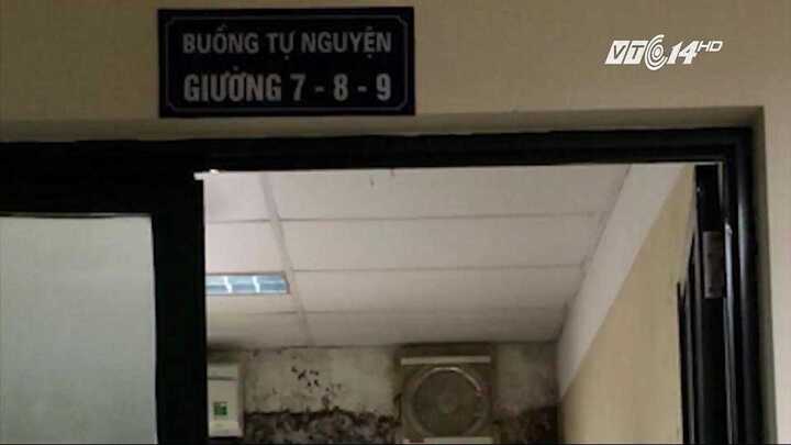 Clip: Phòng dịch vụ bệnh viện Bạch Mai mốc meo hôi hám, giá đắt hơn khách sạn 3 sao