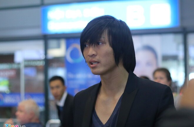 Tuấn Anh về muộn trong ngày tuyển Việt Nam hội quân