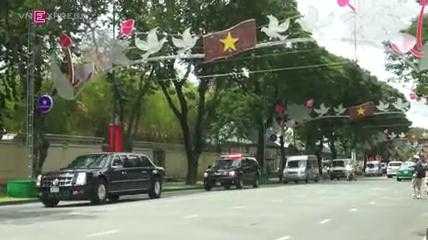 Clip: Dàn xe 'khủng' 40 chiếc ra sân bay Tân Sơn Nhất đón Tổng thống Obama