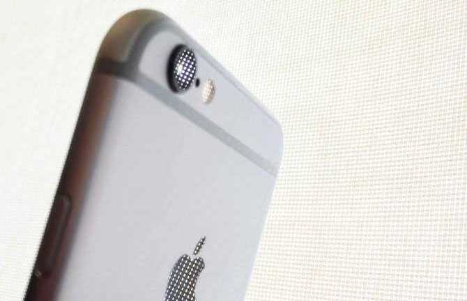 CEO Apple: iPhone được phát minh từ thế kỷ XVII?