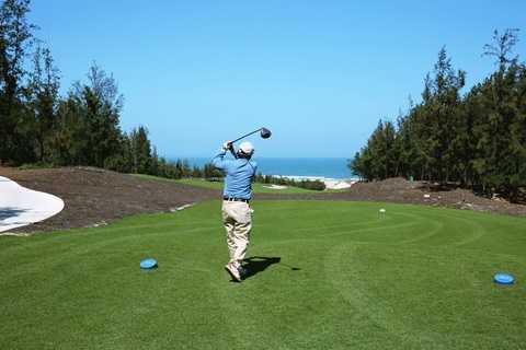 Khách hàng thích thú 'Trải nghiệm thiên đường biển xanh FLC Quy Nhơn'