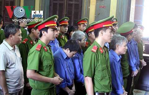 Nộp tiền để thoát 'án tử': Cơ hội 'sống' cho tội phạm tham nhũng?