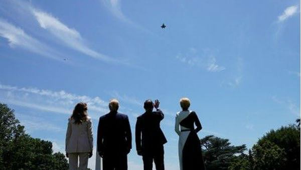 Ông Trump điều máy bay tàng hình F-35 tới Nhà Trắng 'khoe' Tổng thống Ba Lan